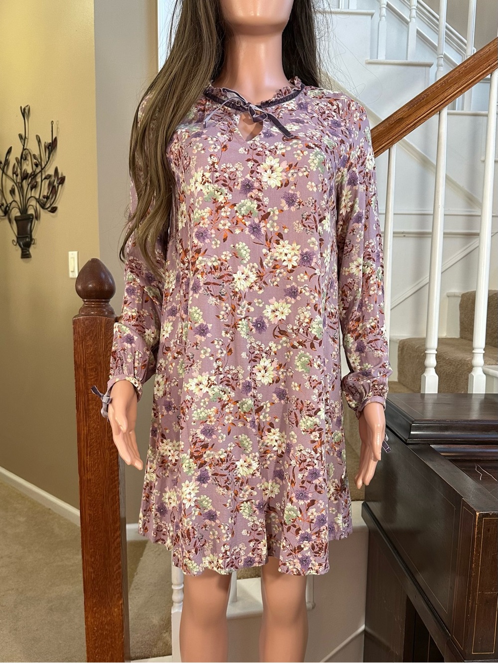 Lavender Floral Tie-Neck babydoll shift Dress - Picture 8 of 16